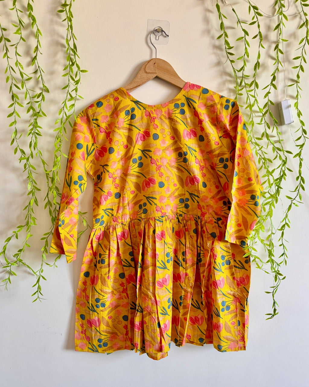 Yellow Multicolor Floral-Print Short Kurti