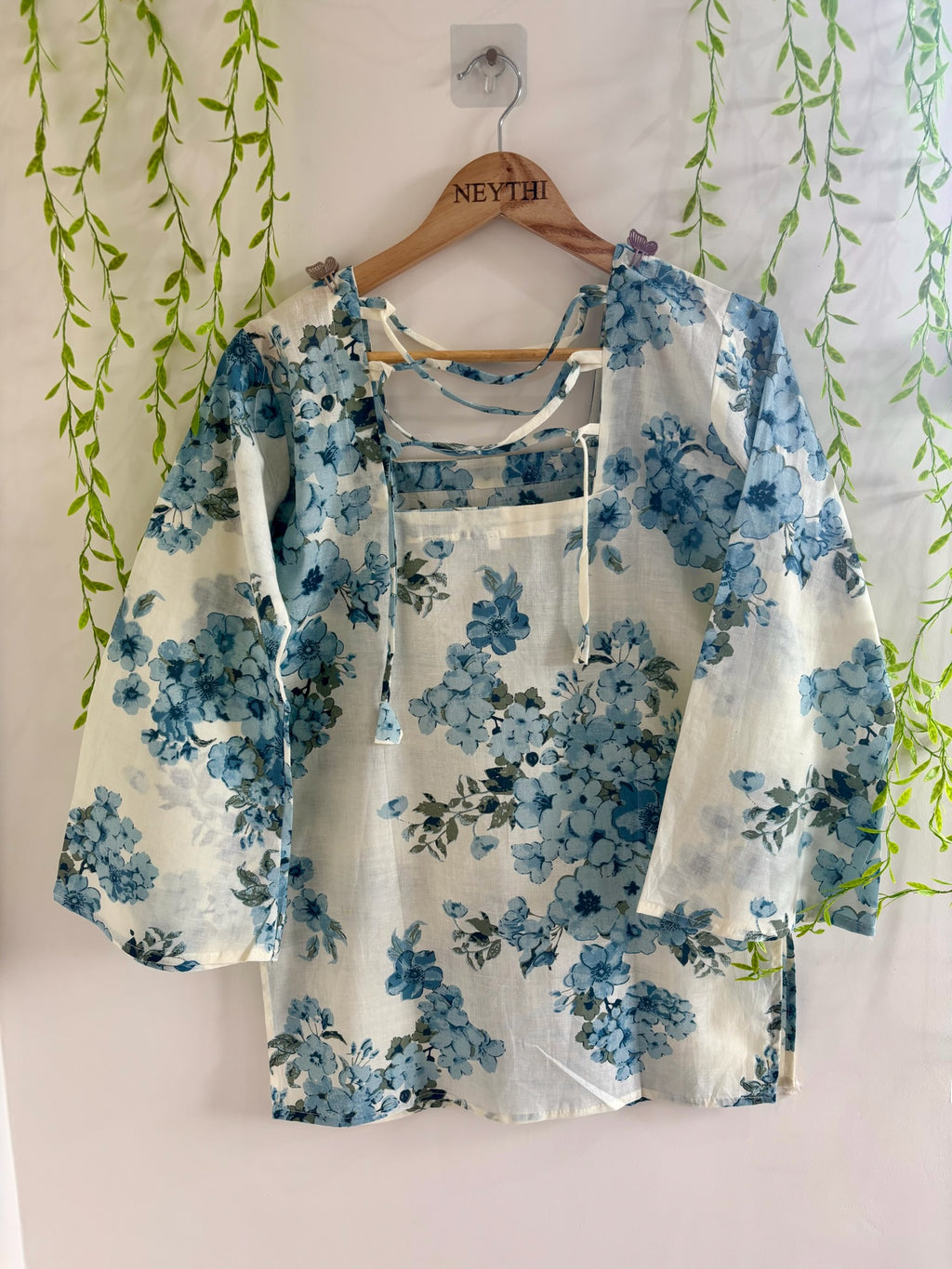 White Blue Floral-Print Bell-Sleeve Kurti